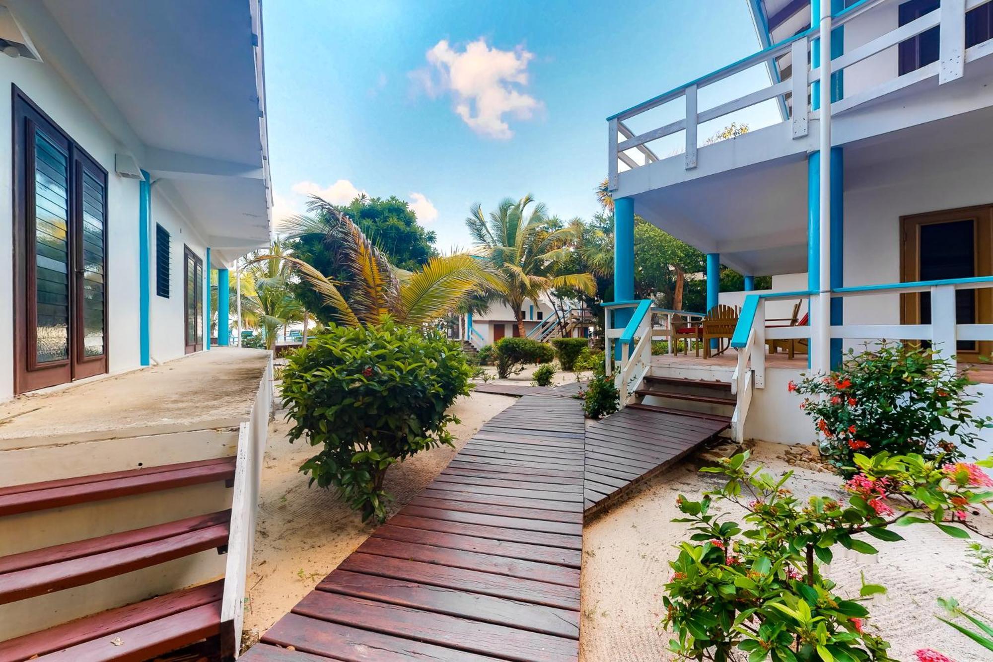 Beachside Villas Gold Standard Certified Placencia Pokoj fotografie